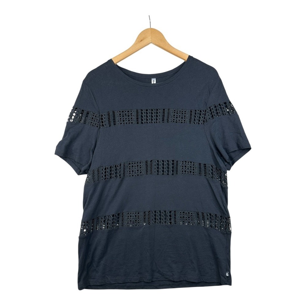 Fabletics Cutout Short Sleeve Shirt size XL‎ Black